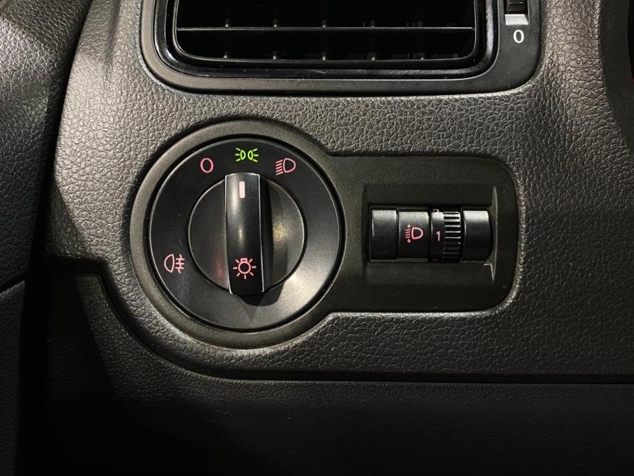 Volkswagen Polo V Челябинск  - изображение 14