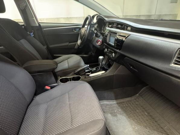 Toyota Corolla XI (E160 E170 E180) с пробегом 2014 года, цена 1 590 000 рублей, 49135 км, седан, Автокод Объявления