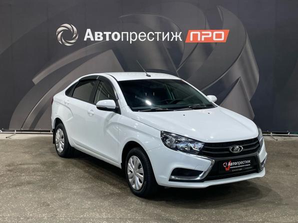 Lada (ВАЗ) Vesta I с пробегом 2018 года, цена 785 000 рублей, 183555 км, седан, Автокод Объявления