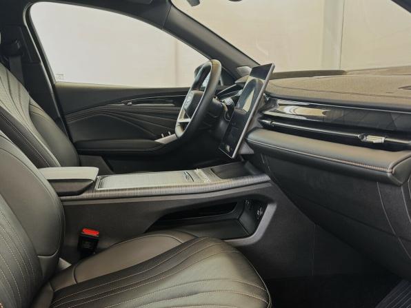 Geely Preface I с пробегом 2024 года, цена 2 600 000 рублей, 31218 км, седан, Автокод Объявления