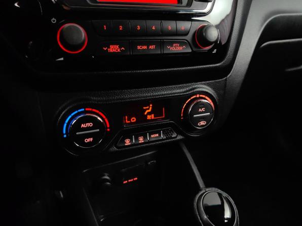 Kia Rio III с пробегом 2012 года, цена 828 000 рублей, 80000 км, хэтчбек, Автокод Объявления