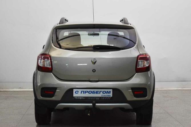 Renault Sandero II с пробегом 2017 года, цена 765 000 рублей, 147145 км, хэтчбек, Автокод Объявления