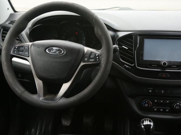 Lada (ВАЗ) Vesta I с пробегом 2017 года, цена 591 000 рублей, 143700 км, седан, Автокод Объявления
