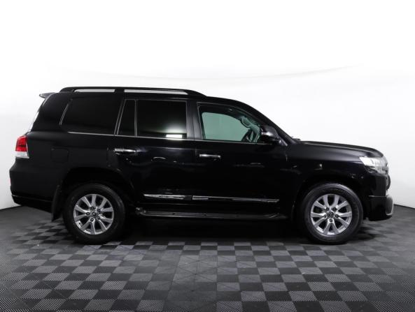 Toyota Land Cruiser 200 Series Рестайлинг 2 с пробегом 2019 года, цена 6 290 000 рублей, 218203 км, внедорожник, Автокод Объявления