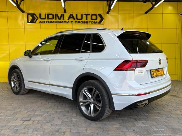 Volkswagen Tiguan II с пробегом 2019 года, цена 2 899 000 рублей, 161000 км, внедорожник, Автокод Объявления