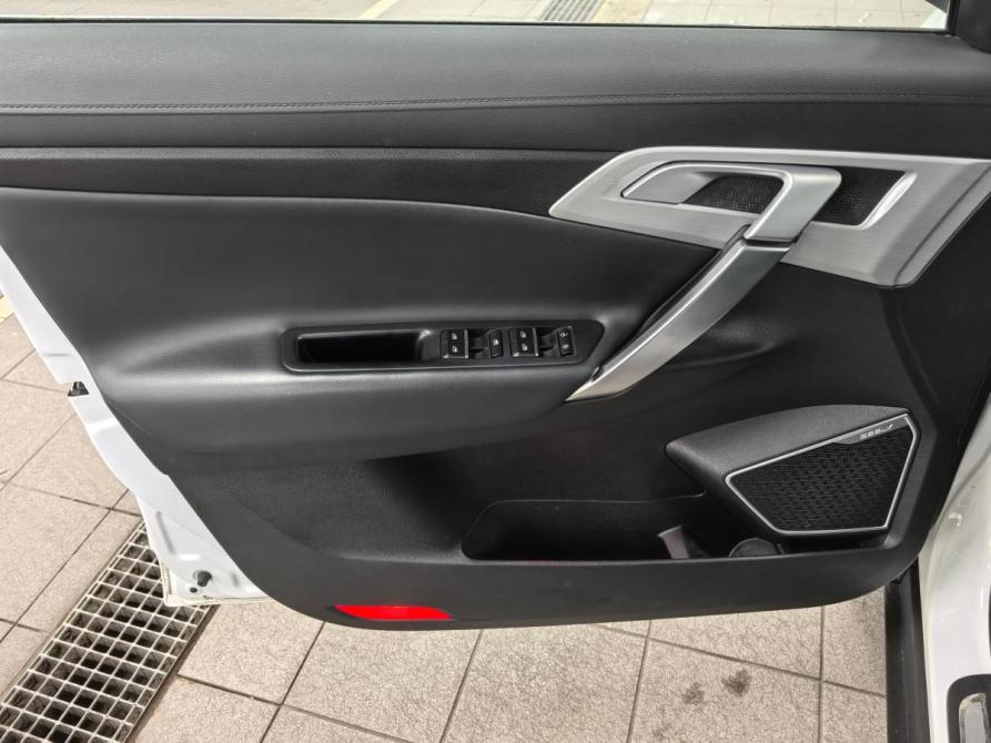 Geely Atlas I Санкт-Петербург  - изображение 8
