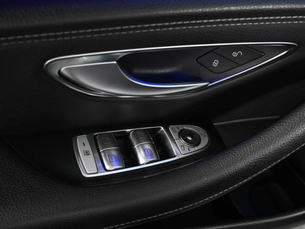 Mercedes-Benz E-Класс V (W213 S213 C238) с пробегом 2018 года, цена 3 239 000 рублей, 181758 км, седан, Автокод Объявления