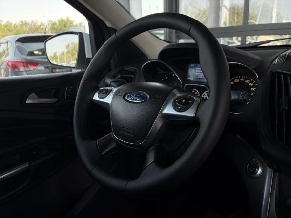 Ford Kuga II с пробегом 2014 года, цена 1 099 000 рублей, 225696 км, внедорожник, Автокод Объявления