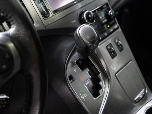 Toyota Venza I Рестайлинг с пробегом 2013 года, цена 2 299 000 рублей, 203657 км, внедорожник, Автокод Объявления