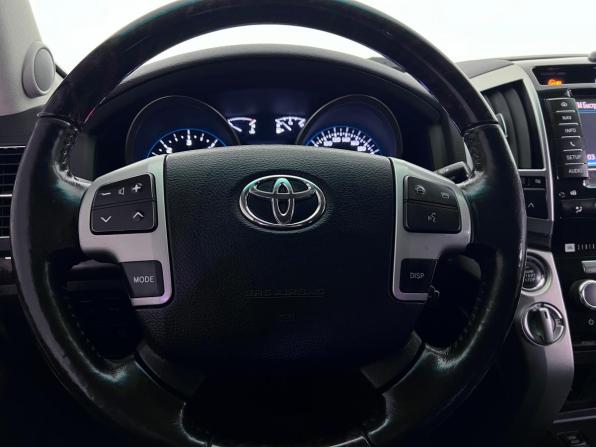 Toyota Land Cruiser 200 Series Рестайлинг 1 с пробегом 2012 года, цена 3 350 000 рублей, 207268 км, внедорожник, Автокод Объявления