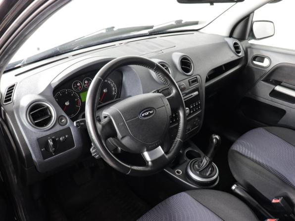 Ford Fusion I Рестайлинг с пробегом 2007 года, цена 547 000 рублей, 128354 км, хэтчбек, Автокод Объявления