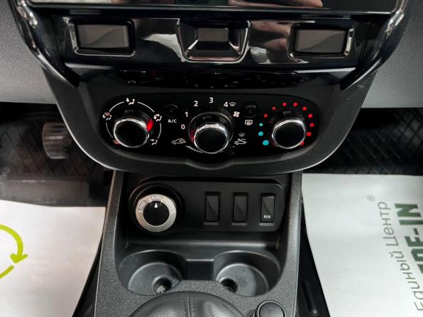 Renault Duster I Рестайлинг с пробегом 2015 года, цена 845 000 рублей, 270199 км, внедорожник, Автокод Объявления