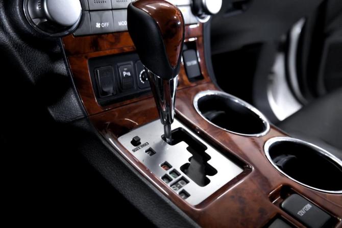 Toyota Highlander II (XU40) Рестайлинг с пробегом 2013 года, цена 1 990 000 рублей, 207000 км, внедорожник, Автокод Объявления