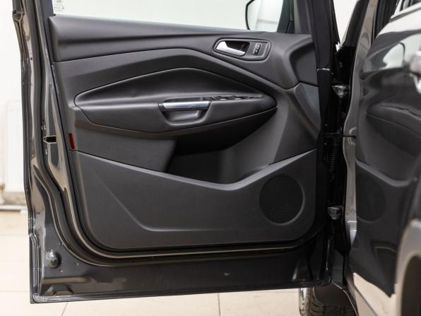 Ford Kuga II с пробегом 2016 года, цена 1 678 000 рублей, 65512 км, внедорожник, Автокод Объявления