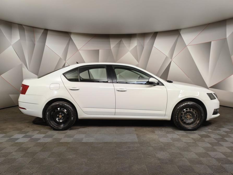Skoda Octavia III (A7) Рестайлинг Москва  - изображение 6