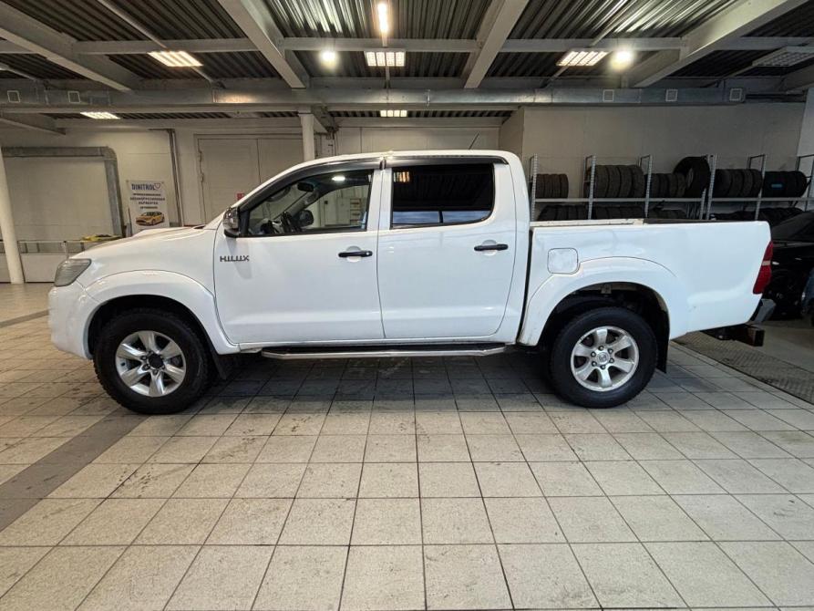 Toyota Hilux VII Челябинск  - изображение 2