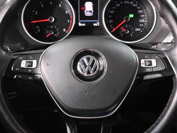 Volkswagen Tiguan II с пробегом 2019 года, цена 3 149 000 рублей, 48414 км, внедорожник, Автокод Объявления
