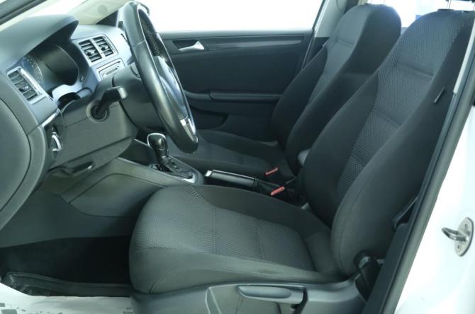 Volkswagen Jetta VI с пробегом 2013 года, цена 1 049 000 рублей, 218900 км, седан, Автокод Объявления