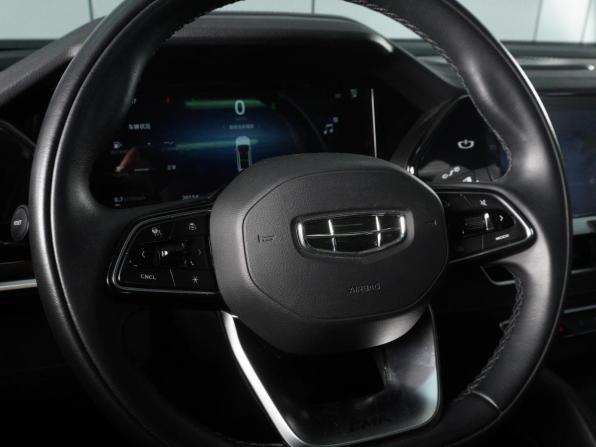 Geely Monjaro I с пробегом 2023 года, цена 2 990 000 рублей, 20154 км, внедорожник, Автокод Объявления