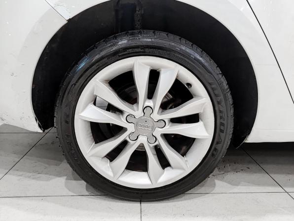 Skoda Octavia III (A7) с пробегом 2014 года, цена 750 000 рублей, 339115 км, лифтбек, Автокод Объявления