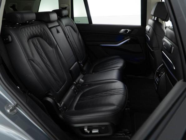 BMW X7 I (G07) Рестайлинг с пробегом 2023 года, цена 11 449 050 рублей, 59697 км, внедорожник, Автокод Объявления
