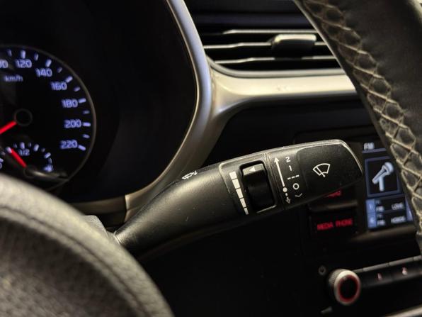 Kia Rio IV Рестайлинг с пробегом 2020 года, цена 1 480 000 рублей, 150160 км, седан, Автокод Объявления