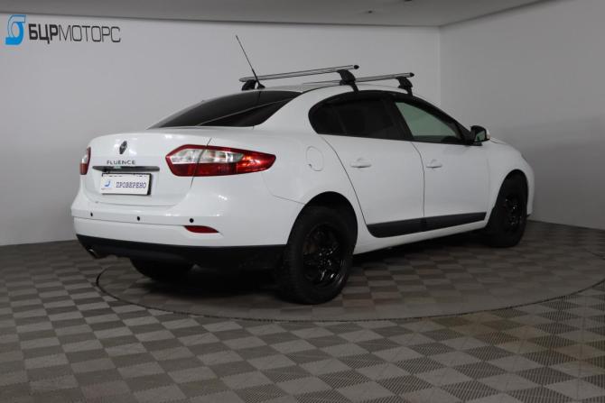 Renault Fluence I Рестайлинг с пробегом 2015 года, цена 769 990 рублей, 157426 км, седан, Автокод Объявления