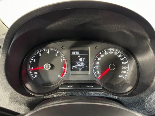 Volkswagen Polo V Рестайлинг с пробегом 2016 года, цена 890 000 рублей, 170000 км, седан, Автокод Объявления