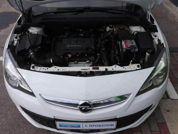 Opel Astra J Рестайлинг с пробегом 2013 года, цена 890 000 рублей, 150000 км, хэтчбек, Автокод Объявления