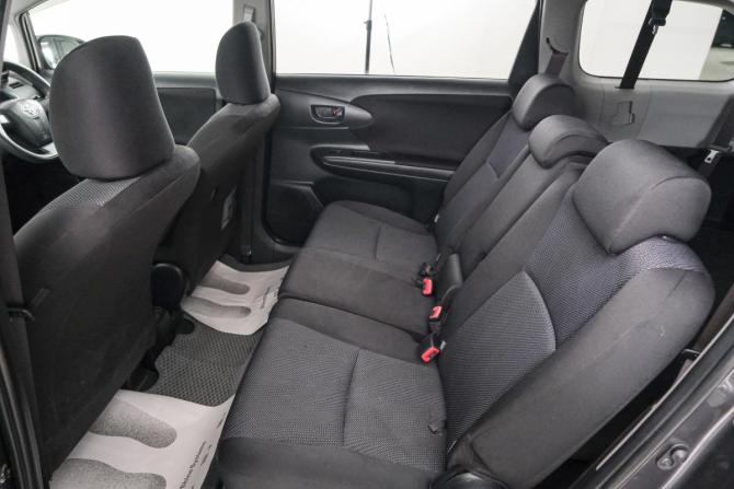 Toyota Wish II Рестайлинг с пробегом 2016 года, цена 1 599 000 рублей, 133000 км, минивэн, Автокод Объявления