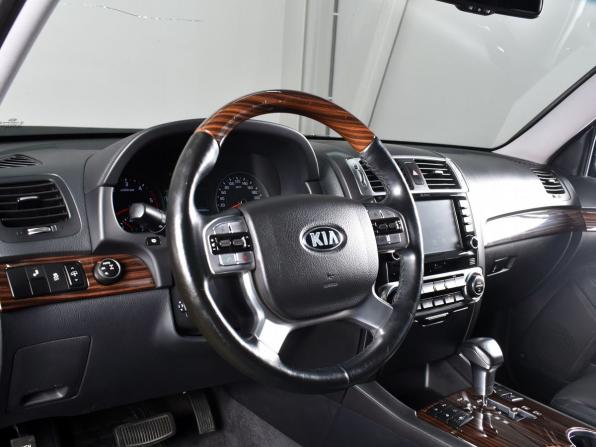 Kia Mohave I Рестайлинг с пробегом 2019 года, цена 3 549 999 рублей, 78059 км, внедорожник, Автокод Объявления