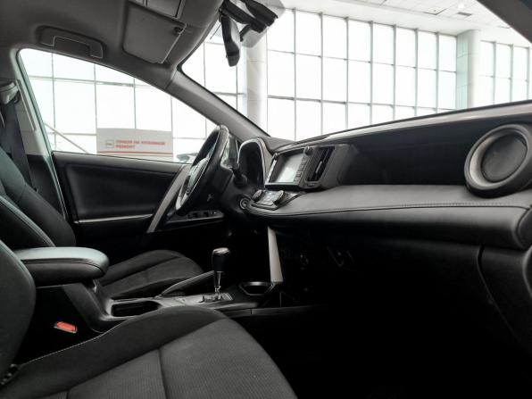 Toyota RAV4 IV (XA40) Рестайлинг с пробегом 2017 года, цена 2 399 000 рублей, 89502 км, внедорожник, Автокод Объявления