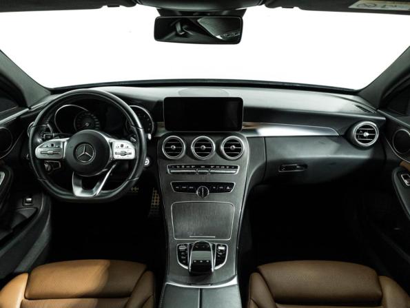 Mercedes-Benz C-Класс IV (W205) Рестайлинг с пробегом 2018 года, цена 2 965 000 рублей, 110339 км, седан, Автокод Объявления