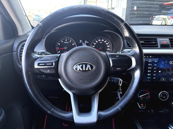 Kia Rio IV с пробегом 2018 года, цена 1 522 000 рублей, 96472 км, хэтчбек, Автокод Объявления