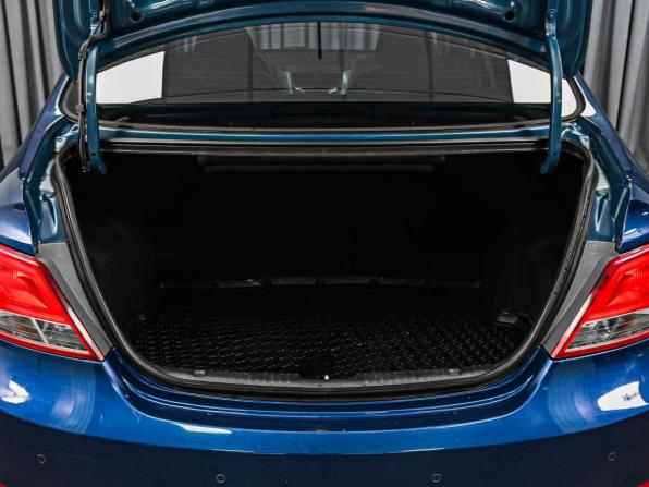 Hyundai Solaris I Рестайлинг с пробегом 2016 года, цена 898 000 рублей, 186559 км, седан, Автокод Объявления