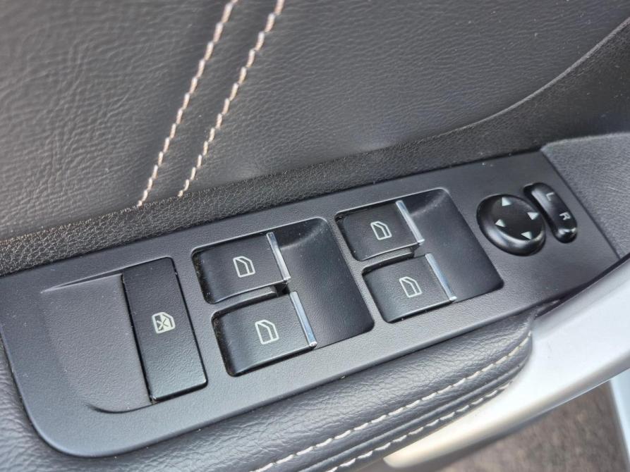 Geely Emgrand 7 I Рестайлинг Воронеж  - изображение 18