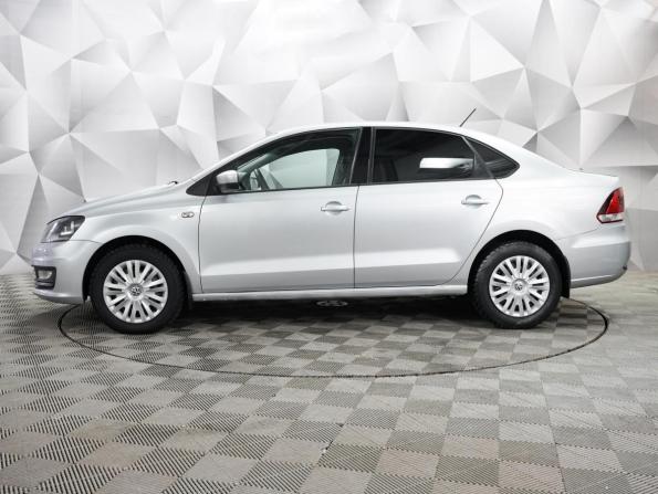 Volkswagen Polo V Рестайлинг с пробегом 2016 года, цена 910 000 рублей, 155448 км, седан, Автокод Объявления