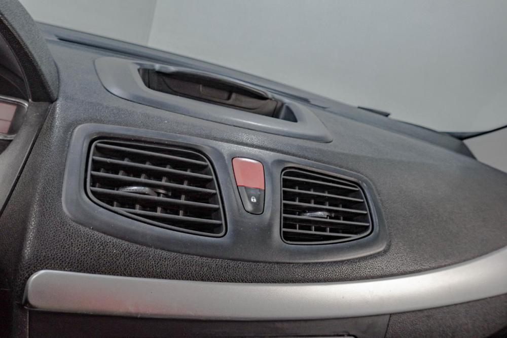 Renault Fluence I Рестайлинг Челябинск  - изображение 14