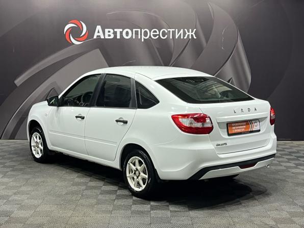 Lada (ВАЗ) Granta I Рестайлинг с пробегом 2019 года, цена 520 000 рублей, 112382 км, хэтчбек, Автокод Объявления