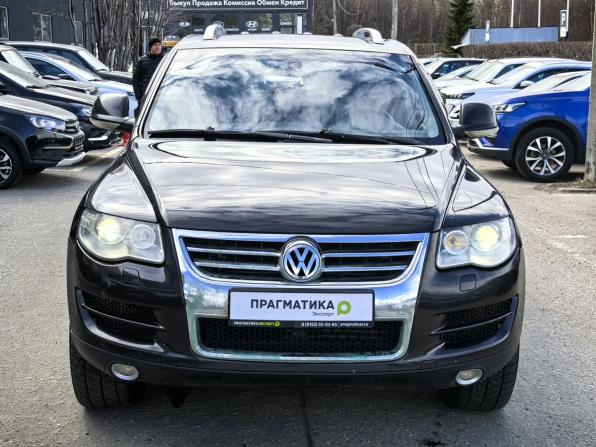 Volkswagen Touareg I Рестайлинг с пробегом 2009 года, цена 1 050 000 рублей, 300000 км, внедорожник, Автокод Объявления