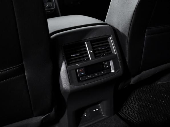 Volkswagen Atlas I Рестайлинг с пробегом 2021 года, цена 3 599 990 рублей, 77000 км, внедорожник, Автокод Объявления