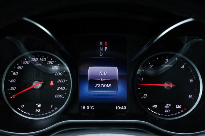 Mercedes-Benz V-Класс III (W447) Рестайлинг с пробегом 2020 года, цена 3 890 000 рублей, 227847 км, минивэн, Автокод Объявления