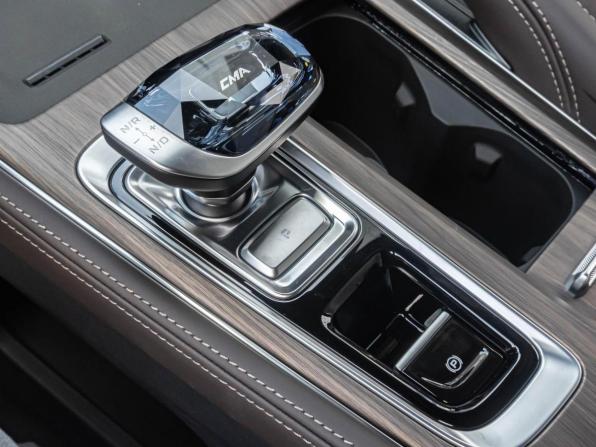 Geely Monjaro I Рестайлинг 2 с пробегом 2026 года, цена 4 150 000 рублей, 15 км, внедорожник, Автокод Объявления