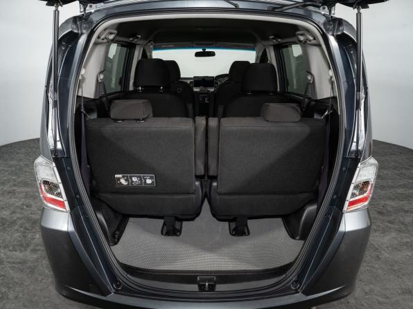 Honda Freed I Рестайлинг с пробегом 2011 года, цена 1 100 300 рублей, 159204 км, компактвэн, Автокод Объявления