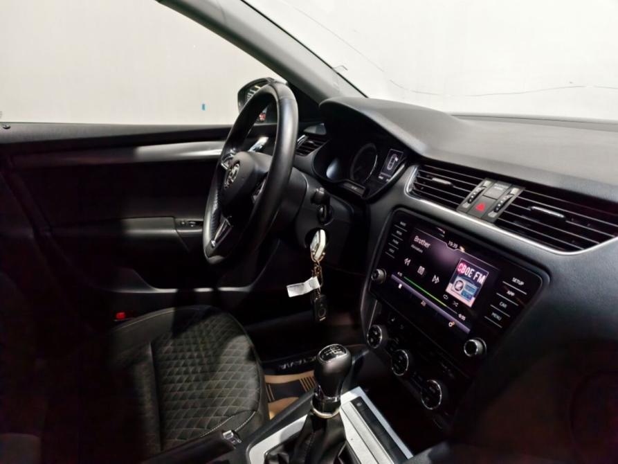 Skoda Octavia III (A7) Рестайлинг Курск  - изображение 6