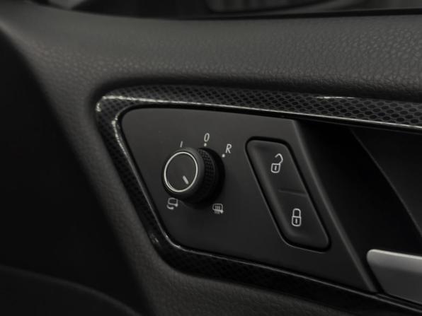 Volkswagen Golf VII с пробегом 2014 года, цена 1 250 000 рублей, 130000 км, хэтчбек, Автокод Объявления