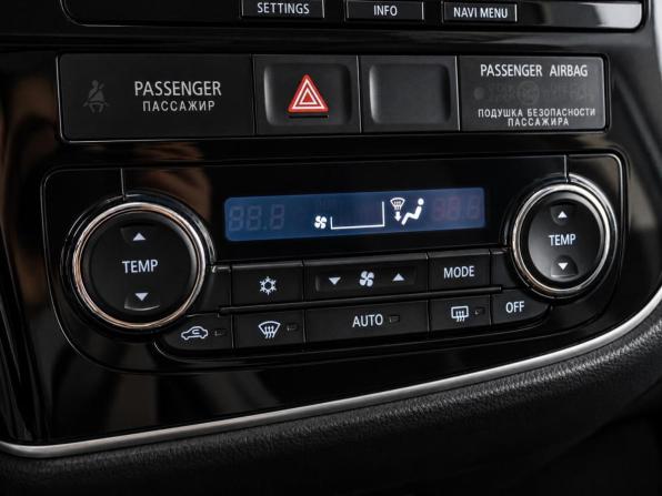 Mitsubishi Outlander III с пробегом 2012 года, цена 1 339 000 рублей, 217948 км, внедорожник, Автокод Объявления