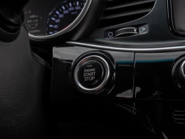 Kia Optima III Рестайлинг с пробегом 2015 года, цена 1 250 000 рублей, 272424 км, седан, Автокод Объявления