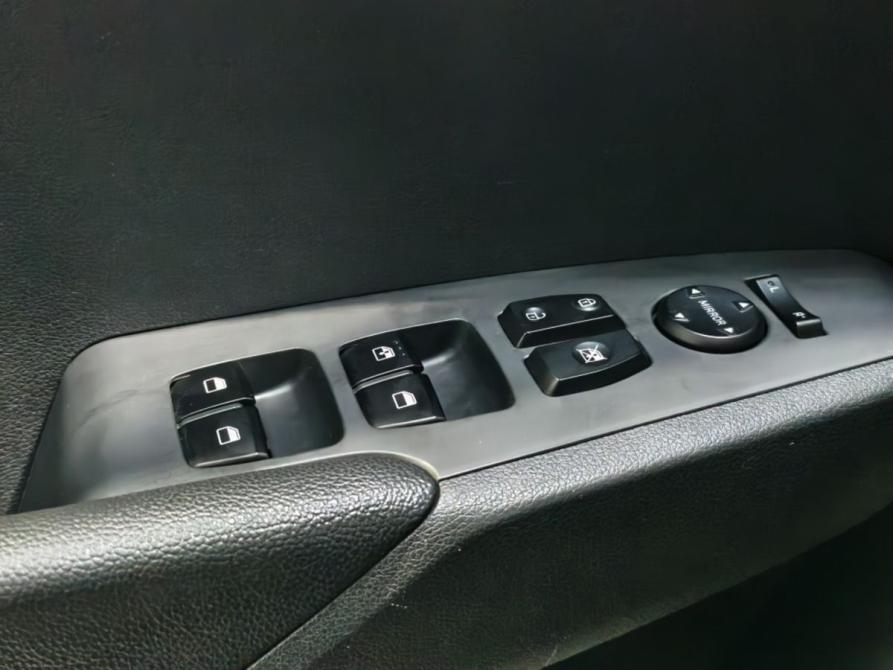 Hyundai Solaris II Курск  - изображение 15