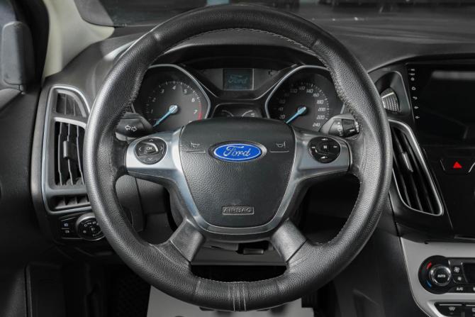Ford Focus III с пробегом 2012 года, цена 849 000 рублей, 182000 км, хэтчбек, Автокод Объявления
